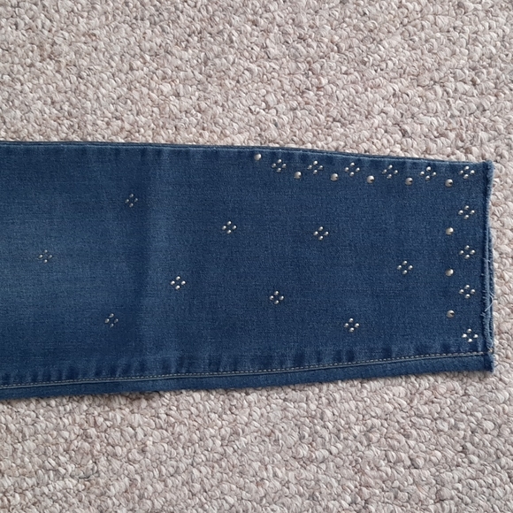 New Ankle Studded Hem Dark Wash Jeans Pant. - Picture 5 of 12